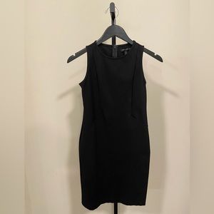 2P Banana Republic classic black dress. Fitted and perfect for the office.